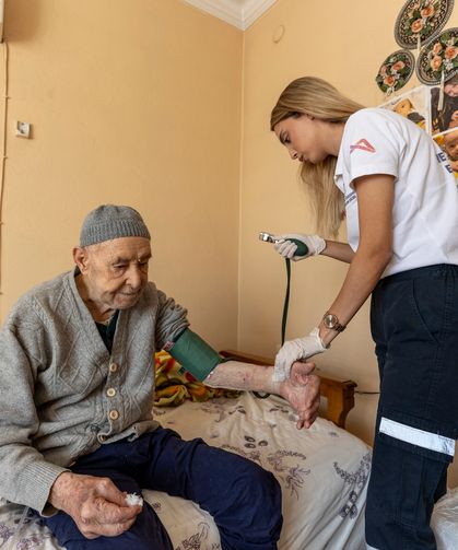 Büyükşehirden şeker hastasına pansuman desteği