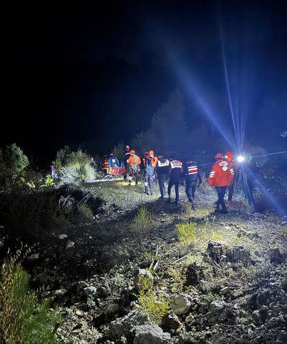 Eğitim için Isparta'ya gelen İHH gönüllü ekibi kanyonda kayboldu: 1 ölü, 13 kayıp