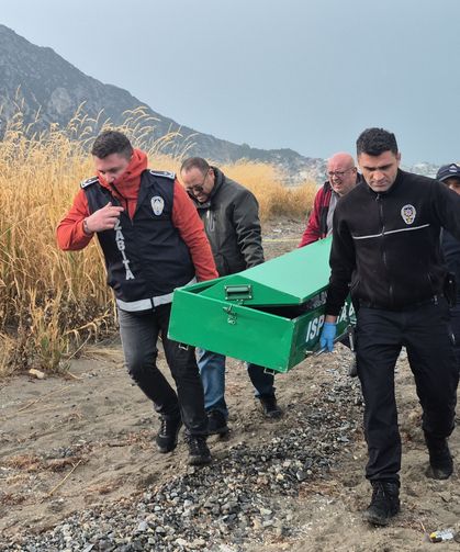 Göl kenarında erkek cesedi bulundu