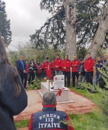 Kazada ölen mesai arkadaşlarını unutmadılar