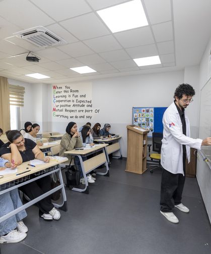 Mersin'de ücretsiz İngilizce kurslarına yoğun ilgi