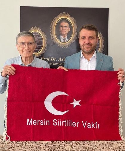 Mersin Siirtliler Vakfı Başkanı Zafer Şahin Özturan’dan Aziz Sancar’a Anlamlı Ziyaret