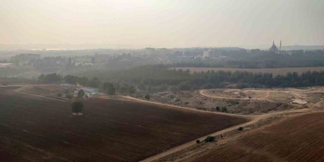 Bilinçsiz çiftçinin yaktığı anız, Adana’yı boğuyor