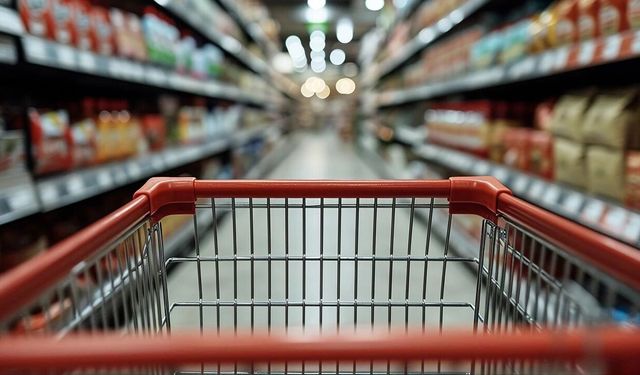 Market Yangın Yeri: Havuç Zirvede, Sebze Etiketleri Şaşırtıyor