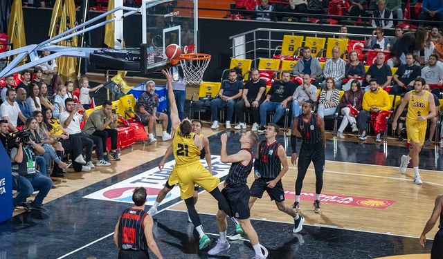 MSK’dan Cumhuriyet Bayramı Coşkusu: Manisa Basket’e Karşı 97-88’lik Galibiyet