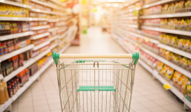 Ucuzluk Kuyruğu – Tarihi Geçmiş Raflar, Dolu Fileler