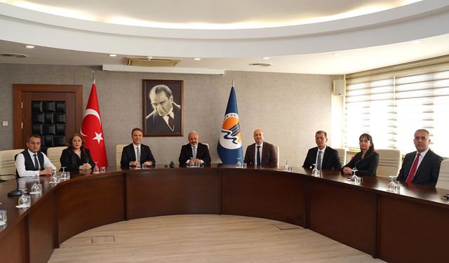 Mersin Üniversitesi ile Eczacıbaşı İş Birliği Protokolü İmzalandı