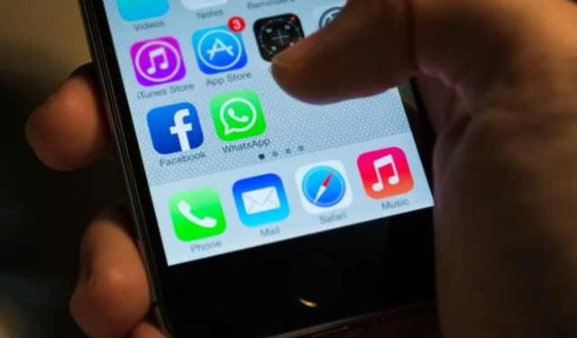 Yeni WhatsApp Güncellemesiyle Takip Sona Eriyor: Üçüncü Tik Dönemi Başladı!