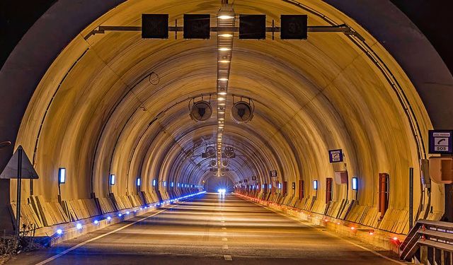 Silifke-Taşucu Güzergahında Dev Ulaşım Hamlesi: Yol 7 Kilometre Kısaldı!