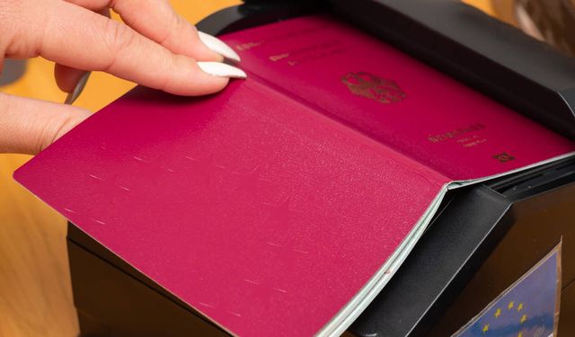 Interpol, Bazı Kişiler İçin Kırmızı Uyarının Kaldırılmasını Değerlendiriyor