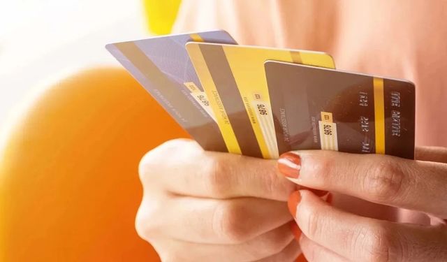 Yıl Sonu Şoku: Sadakat Kartlarındaki Para Puanlar Sessizce Siliniyor mu? Tüketicilere Kritik Uyarı