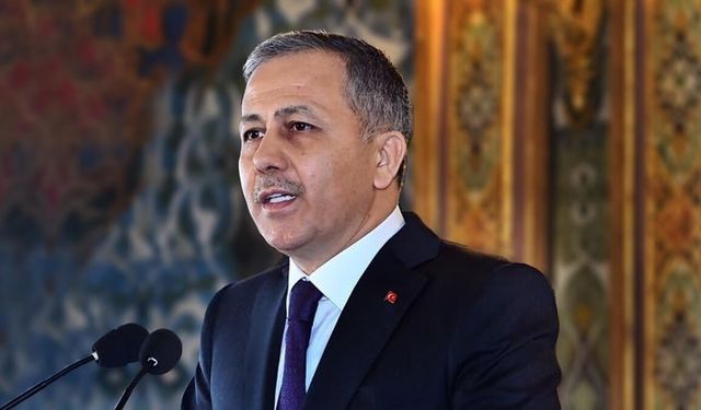 Bakan Yerlikaya Açıkladı: Bayramın İlk Gününde Otoyollarda 2 Milyon Araç!
