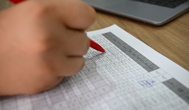 LGS Tercihleri İçin Büyükşehir Kurs Merkezleri’nde Yoğun İlgi! Gençler Geleceğini Şekillendiriyor