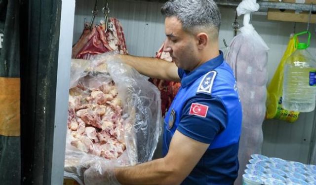 Tarsus’ta Sağlıksız Ürünler Toplanıp İmha Edildi