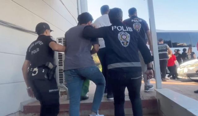 Mersin’de dolandırıcılık şebekesi çökertildi: 5 tutuklama