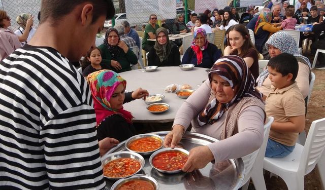 Mersin'de Yörük köyünde imece usulü gastronomi şenliği