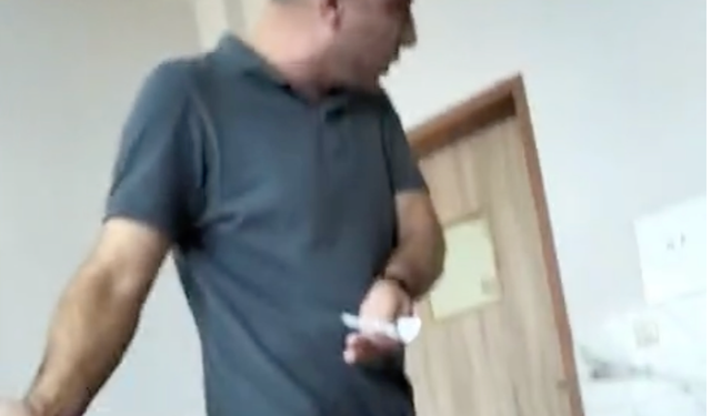 Mersin’de Okul Müdürü ile Veliler Arasında Gerginlik