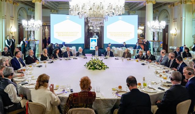 İstanbul - Cevdet Yılmaz 'Milli Sarayların Yüzyılı Sempozyumu'na katıldı