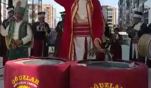 Kreşte tanıştığı mehtere 15 yılını verip, kendi ekibini kurdu