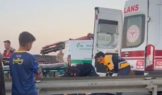 Mardin'de TIR ile otomobil çarpıştı: 1 ölü, 2 yaralı