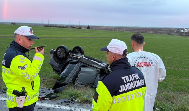 Tankerle çarpışan otomobildeki kadın öldü, eşi yaralandı