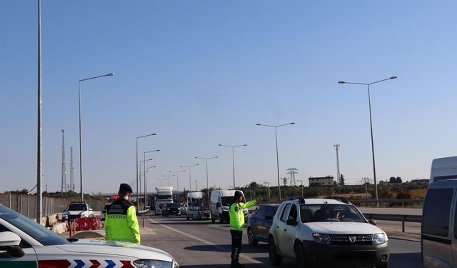Mersin’de Otoyollarda Trafik Denetimleri Aralıksız Devam Ediyor