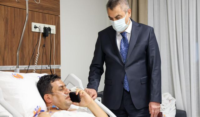 Mersin'de Vurulan Öğretmene Bakandan Geçmiş Olsun Telefonu