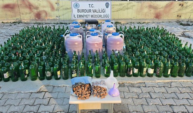 402 litre kaçak içki ele geçirildi