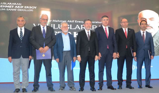 Bakan Yumaklı: Burdur Gölü'ne 5 yılda 5,8 milyar liralık yatırım yapacağız (2)