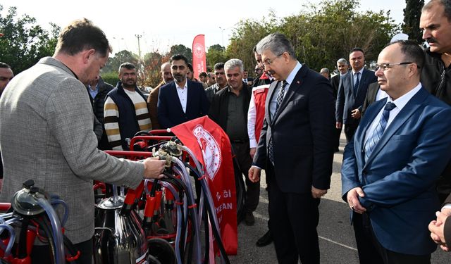Osmaniye'de 122 üreticiye 3,3 milyon liralık ekipman desteği