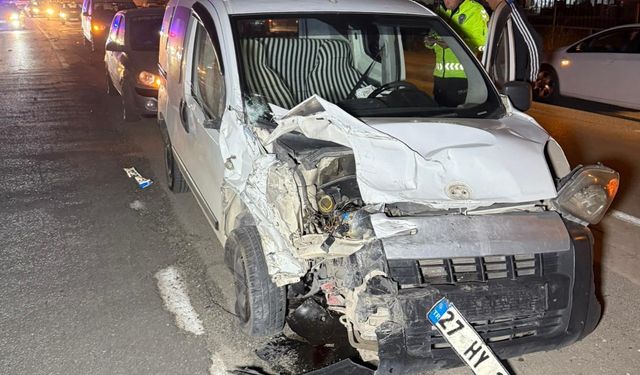 Osmaniye'de 2 kişin öldüğü, 7 kişinin yaralandığı kaza kamerada