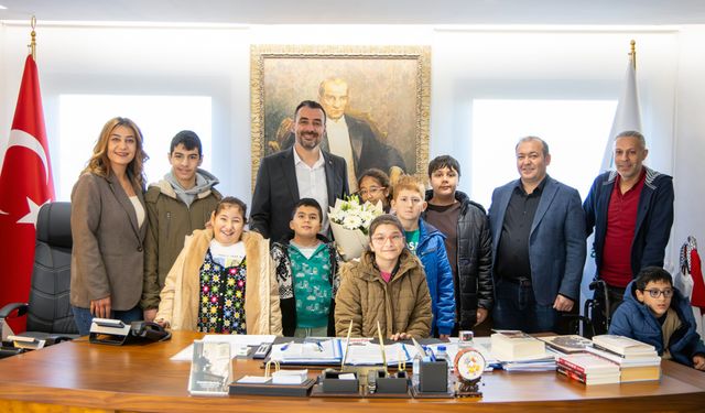 Özel öğrencilerden belediyeye ziyaret