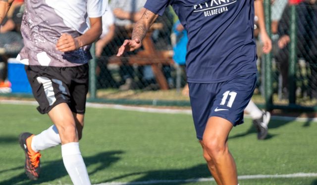 Turizmcilerin turnuvasında dostluk kazandı