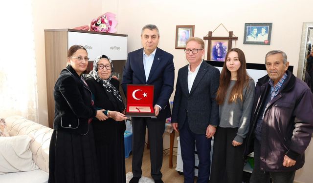 Mersin’de şehit ailesine vefa ziyareti