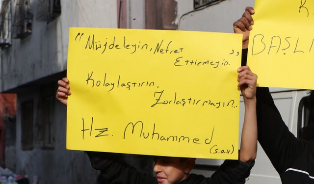 'Başlık parası' istenen gençlerin eylemi, 'Kibar Feyzo' filmini hatırlattı