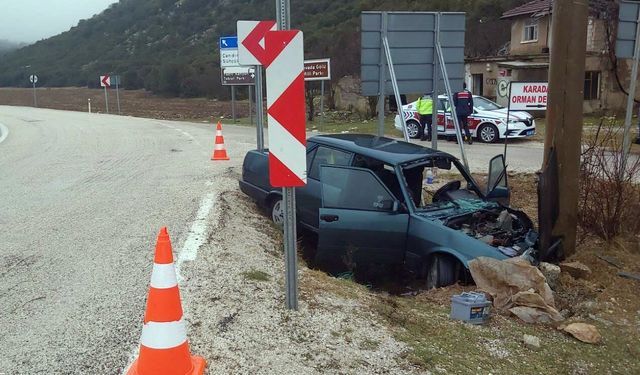 Eğirdir'de kaza: 5 yaralı