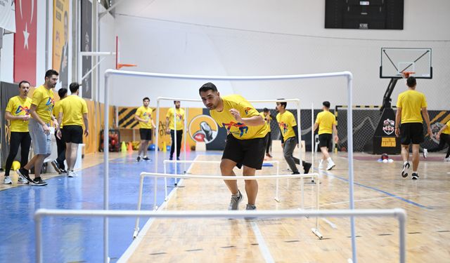 Gençler fiziki yeterlilik kursu ile hayallerine koşuyor