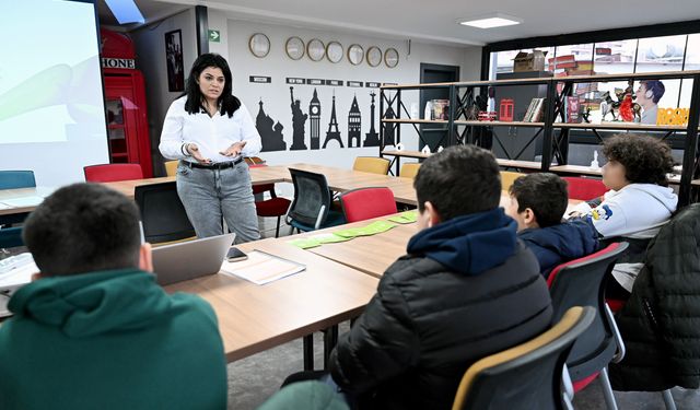 Gençler ve aileler akran zorbalığı konusunda farkındalık kazanıyor