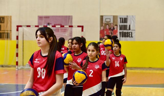 Osmaniye Gençlik Spor takımları tatilde de hazırlıklarını sürdürüyor