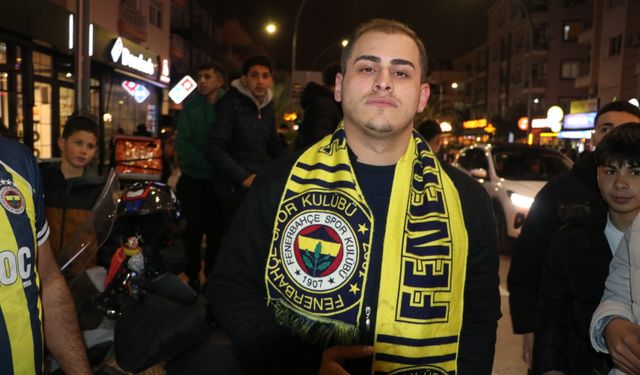 Sarı-lacivertli taraftarlar Antalya'da sokağa döküldü