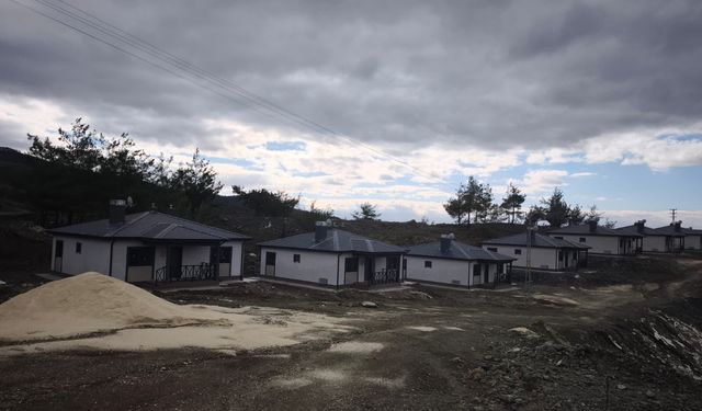 Yayladağı'nda köy konutları sona yaklaştı