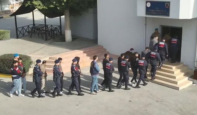 Mersin’de Zehir Tacirlerine Şafak Operasyonu: 43 Gözaltı