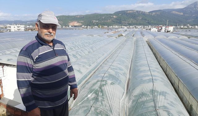 Antalya'da sağanak hayatı olumsuz etkiledi (3)