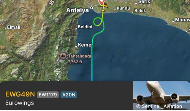 Dubai-Düsseldorf seferi yapan uçak, rahatsızlanan yolcu nedeniyle Antalya'ya indi