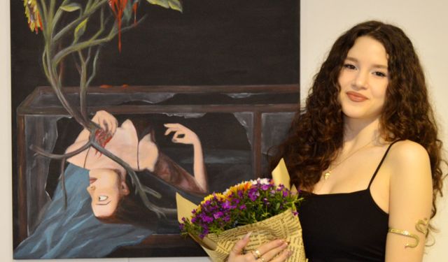 Genç sanatçının ilk sergi heyecanı