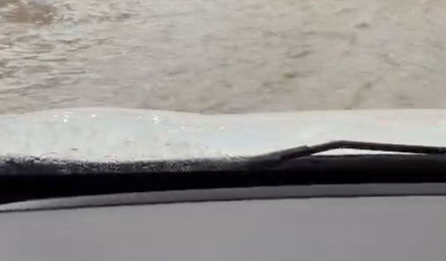 Hatay'da şiddetli sağanak sele neden oldu