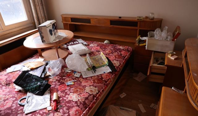 Mersin'de çöp ev boşaltıldı