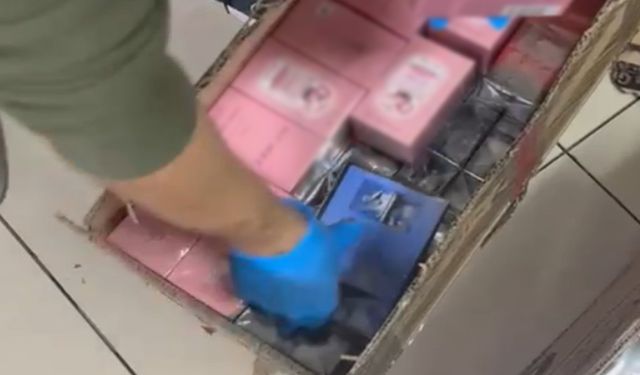 Mersin'de kaçak parfüm operasyonu