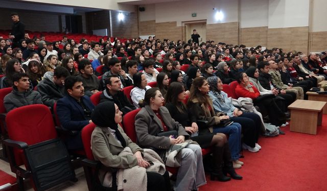 Öğrencilere 'subay ve astsubay' görevi anlatıldı