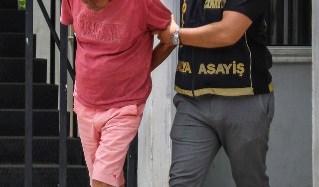 Savcı, oğlunu 37 bıçak darbesiyle öldüren baba için ağırlaştırılmış müebbet istedi